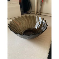 Салатник коричневий скляний 21,5 см