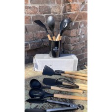 Набір кухонних приналежностей 12 предметів